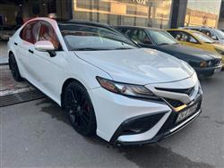 تۆیۆتا کامری